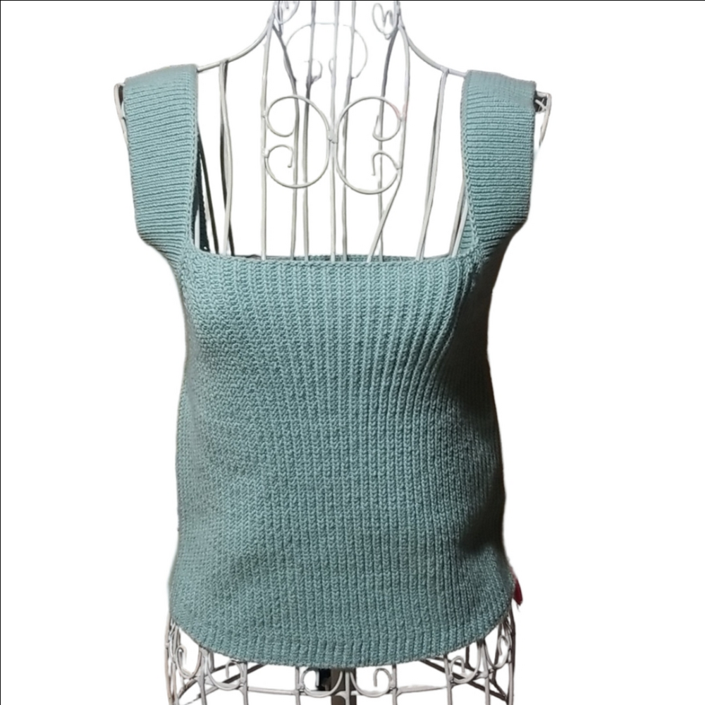Vince mint green ribbed sweater style cami. Size small petite. NWT
